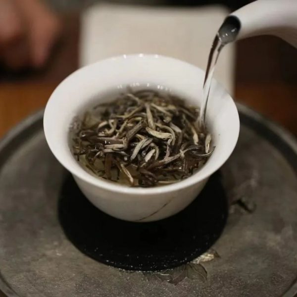清明春單芽白茶【蒹葭成霜】罐裝50g - 图片 3